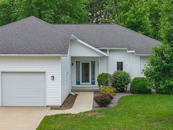 4th image of 809 Hanksfield Pl