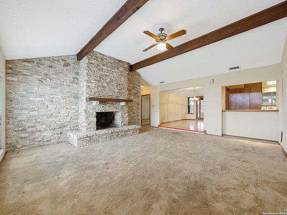 4th image of 29730 SADDLEBACK CIR