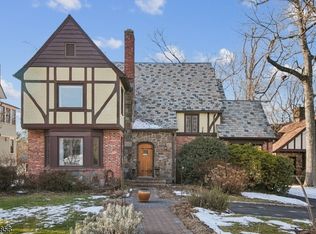 569 Prospect St, Maplewood, NJ 07040
