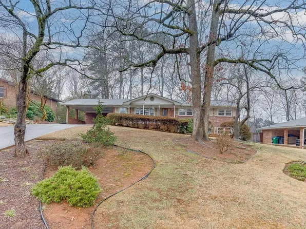 1083 Lanford Cir, Lilburn, GA 30047
