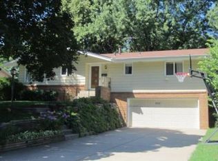 4125 Hampshire Ave N, Crystal, MN 55427