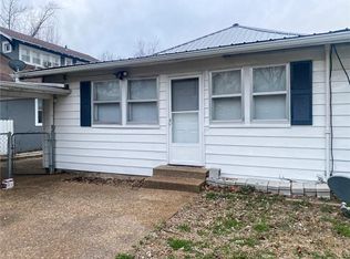 1622 Chouteau Ave, Baxter Springs, KS 66713