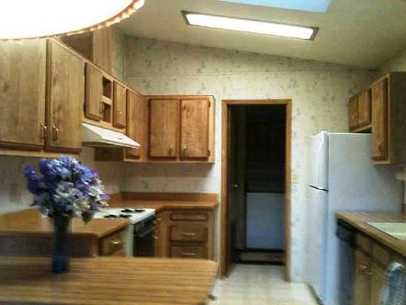 4th image of 20 Rollingwood Dr Space 77