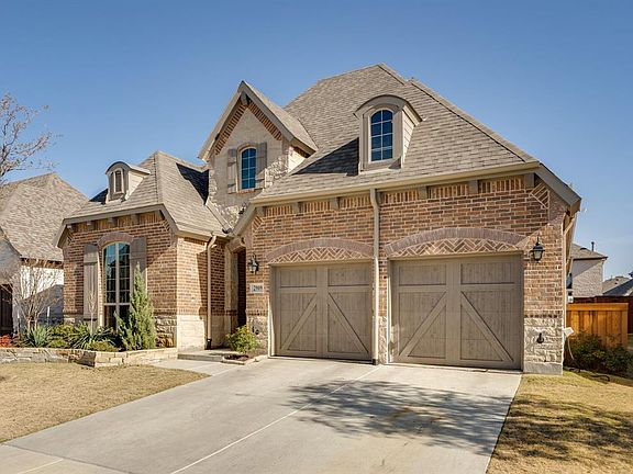 3rd image of 2909 Darby Ln