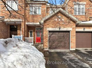 294 Waymark Cres, Ottawa, ON K2M0A5
