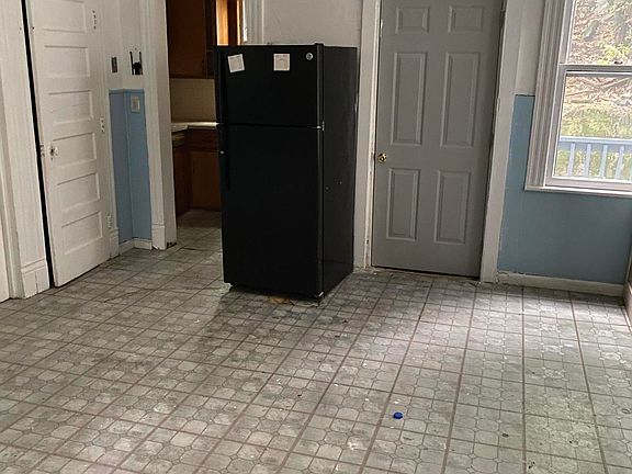5th image of 325/327 Cedar Ave