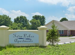 1667 Shelton Dr, Shelbyville, IN 46176