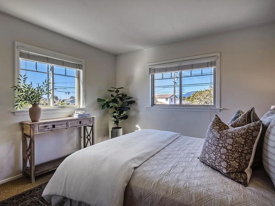 Bedroom 2 with lots of natural light