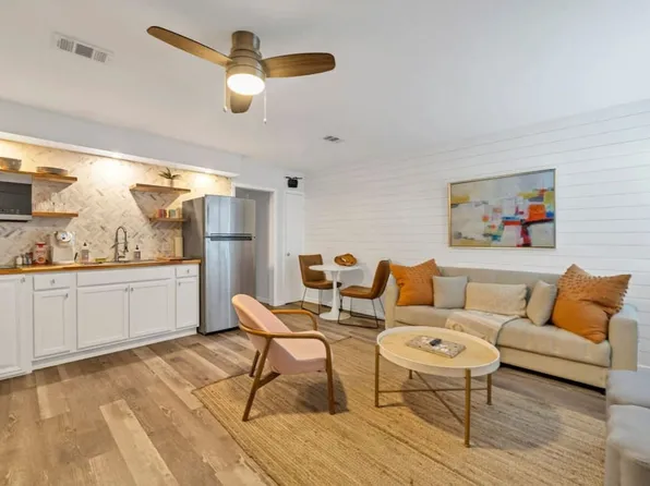 302 Santa Rosa Blvd #Id1501994p, Fort Walton Beach, FL 32548