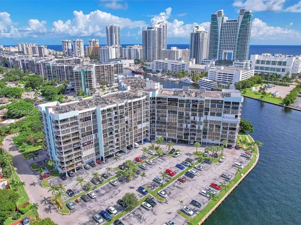 200 Leslie Dr APT 818, Hallandale Beach, FL 33009
