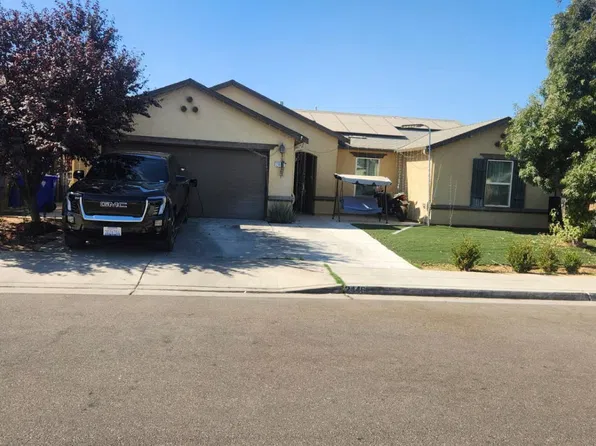 2446 S Playa Ave, Fresno, CA 93727