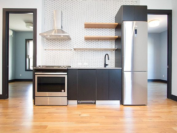 2nd image of 1815 Eastern Pkwy #1R
