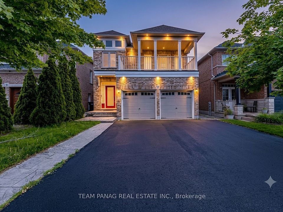 1st image of 7 Village Lake Cres
