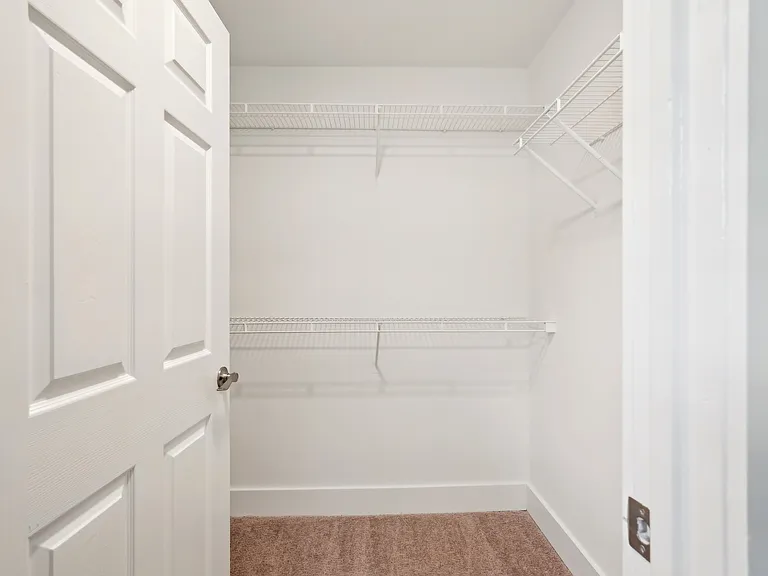 Wesley Hampstead Apartments at Douglasville — Photo 9