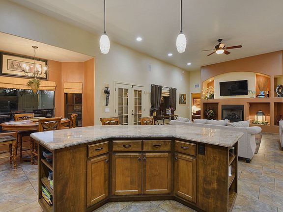 5th image of 3603 W Coral Bells Ct