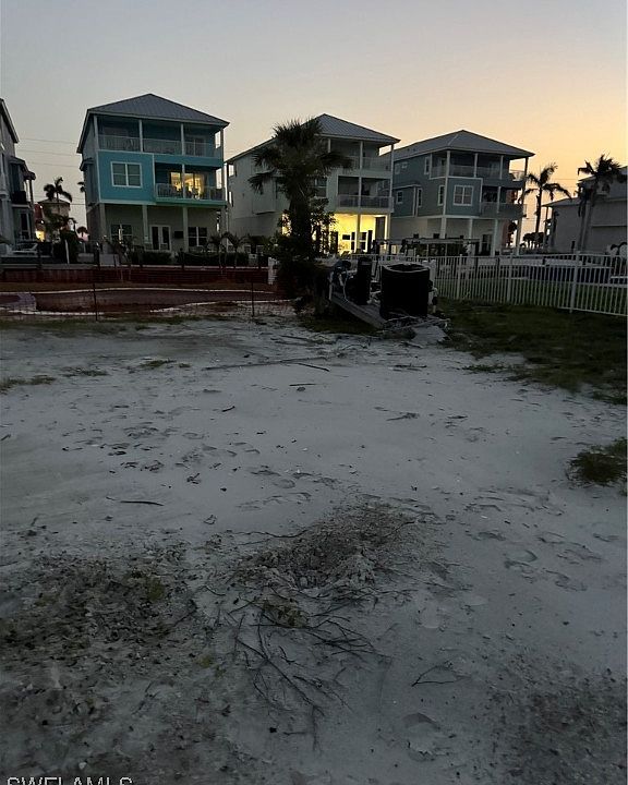 2nd image of 151 Matanzas St