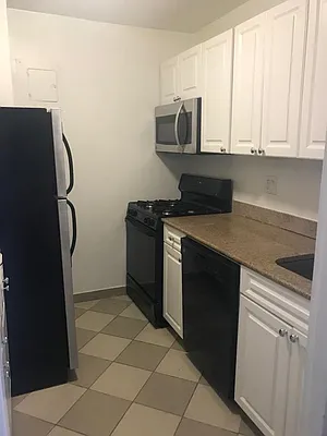 Rented by Hampshire Assets LLC | media 7