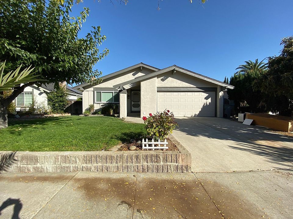 1st image of 4680 Mia Cir