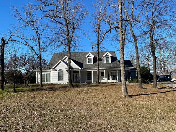 420 Falcon Ln, Eufaula, OK 74432