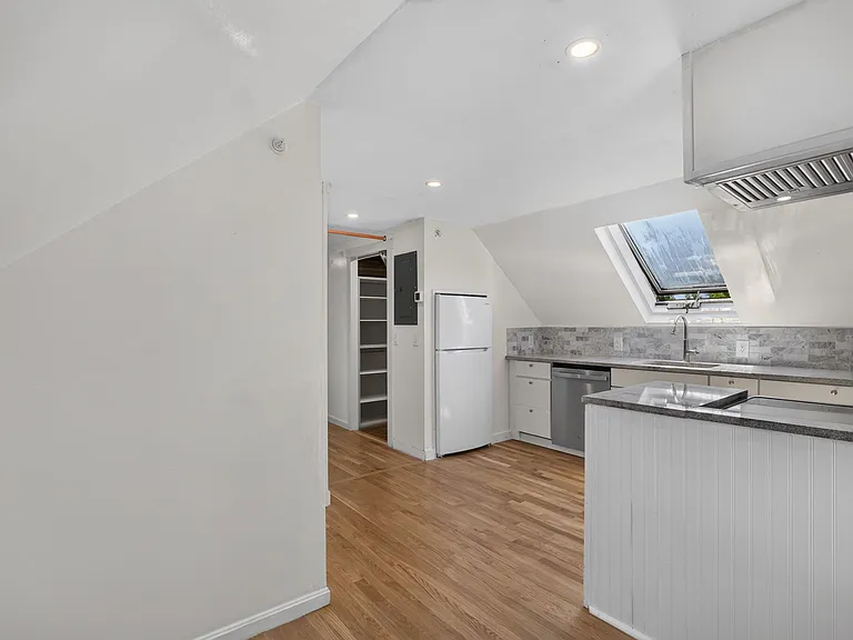 114 School St #3 — Photo 5