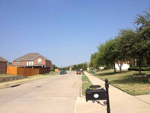 3rd image of 10018 River Bend Dr