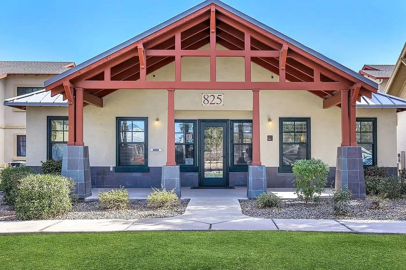 Roosevelt Commons — Photo 1