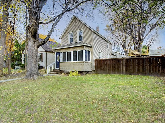 5th image of 257 Haskell St E