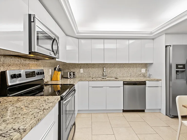 5000 N Ocean Blvd #208 — Photo 8