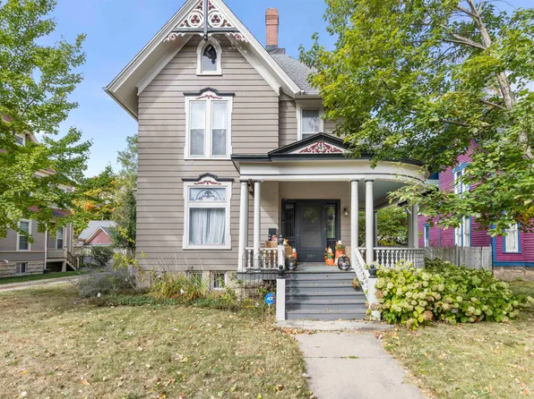 307 S 3rd St, Rockford, IL 61104
