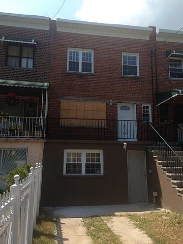 1st image of 956 E 224th St
