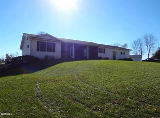 800 Klockow St, Galena, IL 61036