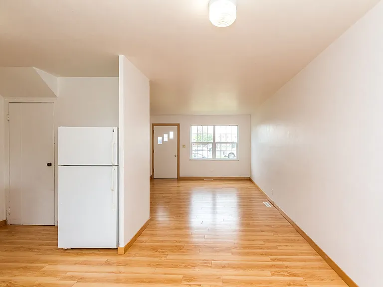 Campus Townhomes — Photo 13