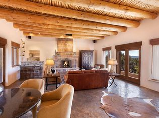 6 Lilac Cir, Santa Fe, NM 87506
