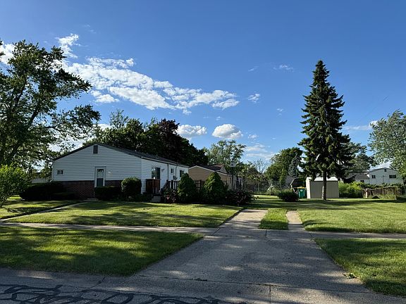 5th image of 1171 Woodglen Ave