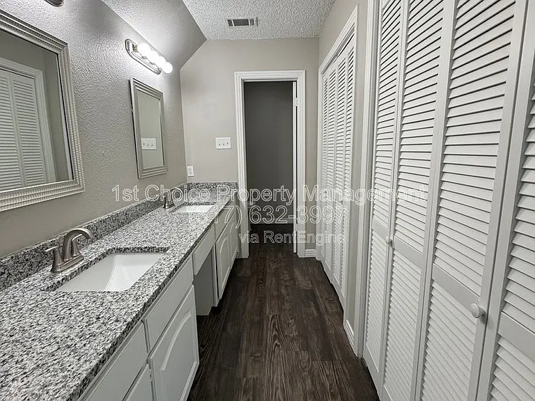 453 Little Valley Ct — Photo 14