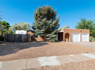 2910 Corte Del Pozo, Santa Fe, NM 87505