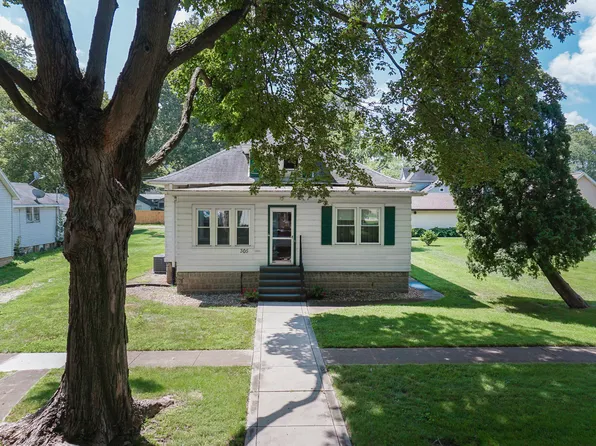 305 E Ash St, Fairbury, IL 61739