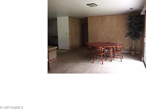 3rd image of 1186 Edgecliff Dr