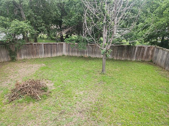 4th image of 311 E Osage Ave