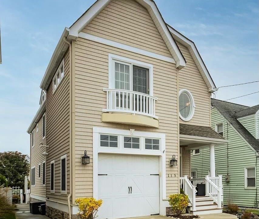 1st image of 115 W Atlantic Blvd