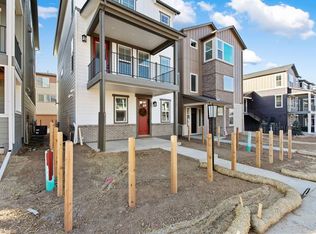 8970 Southurst St, Littleton, CO 80129