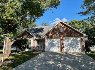 12423 Ensley Pl, Fishers, IN 46038