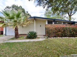 12240 Welcome Dr, Live Oak, TX 78233