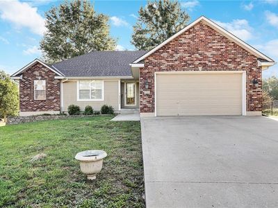 701 Homeland St, Buckner, MO, 64016
