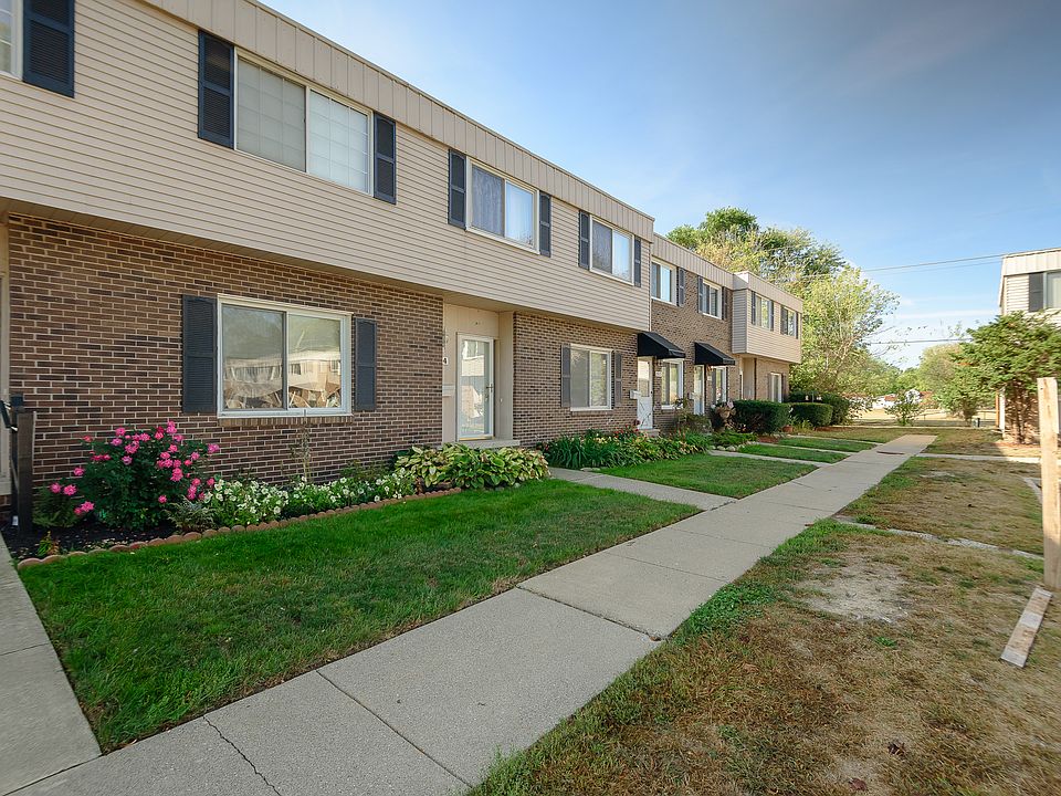 1st image of 503 Estrada Dr