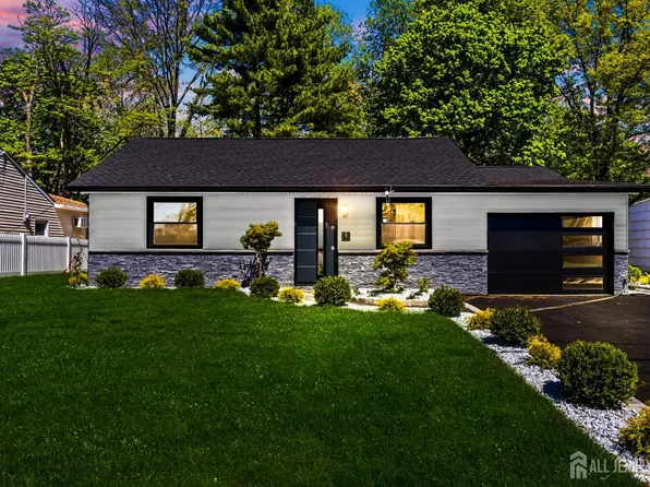 5 Miko Rd, Edison, NJ 08817