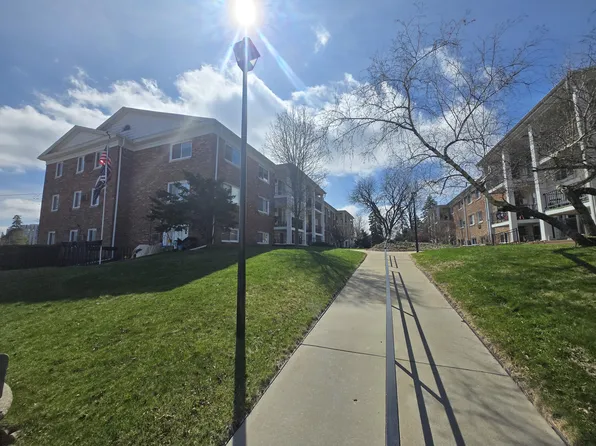 806 W Michigan Ave APT 306E, Jackson, MI 49202