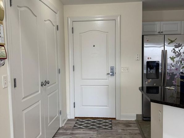 614 Pond St UNIT 1404