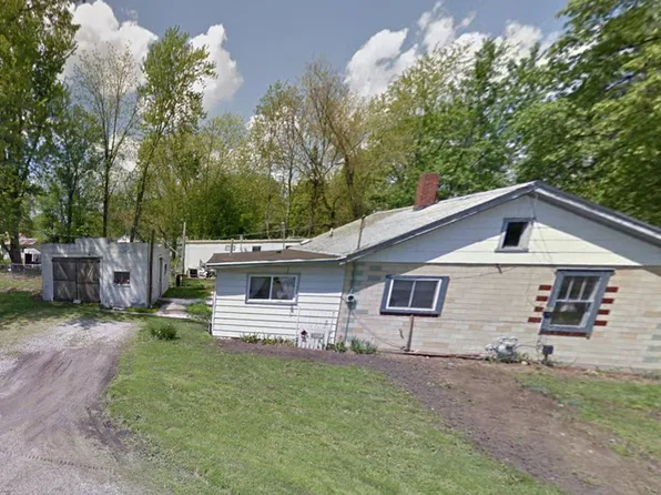 1613 S Central Ave, Paris, IL 61944