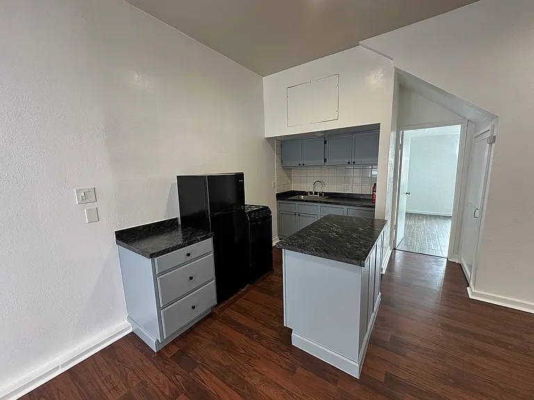 12161 Magnolia St #D — Photo 5